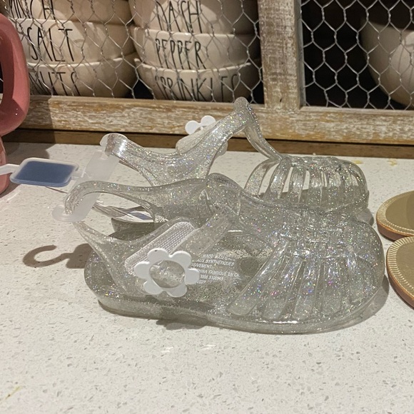 New 6T toddler jelly shoes - Picture 1 of 2